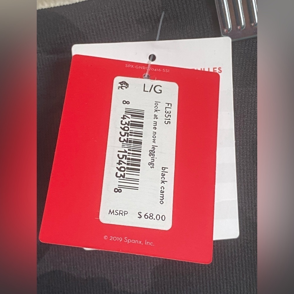 Spanx Look At Me Now Full Length Leggings in Black Camo - New with tags - Picture 8 of 12